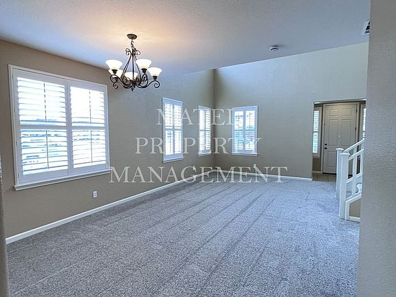 3rd image of 2900 Temescal Dr