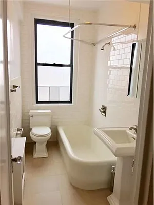 Rented by Buchbinder & Warren | media 22