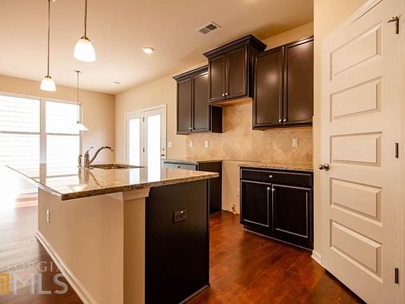 5th image of 2800 Birmingham Dr