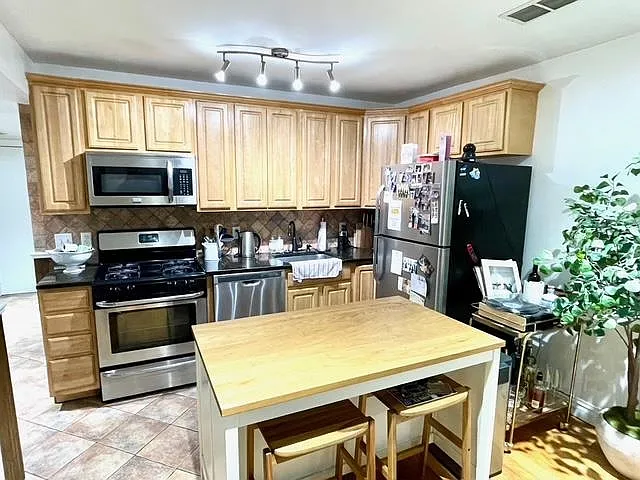 169 Grand St #JC — Photo 11