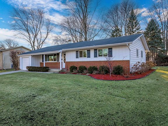 2nd image of 228 N Dean Dr