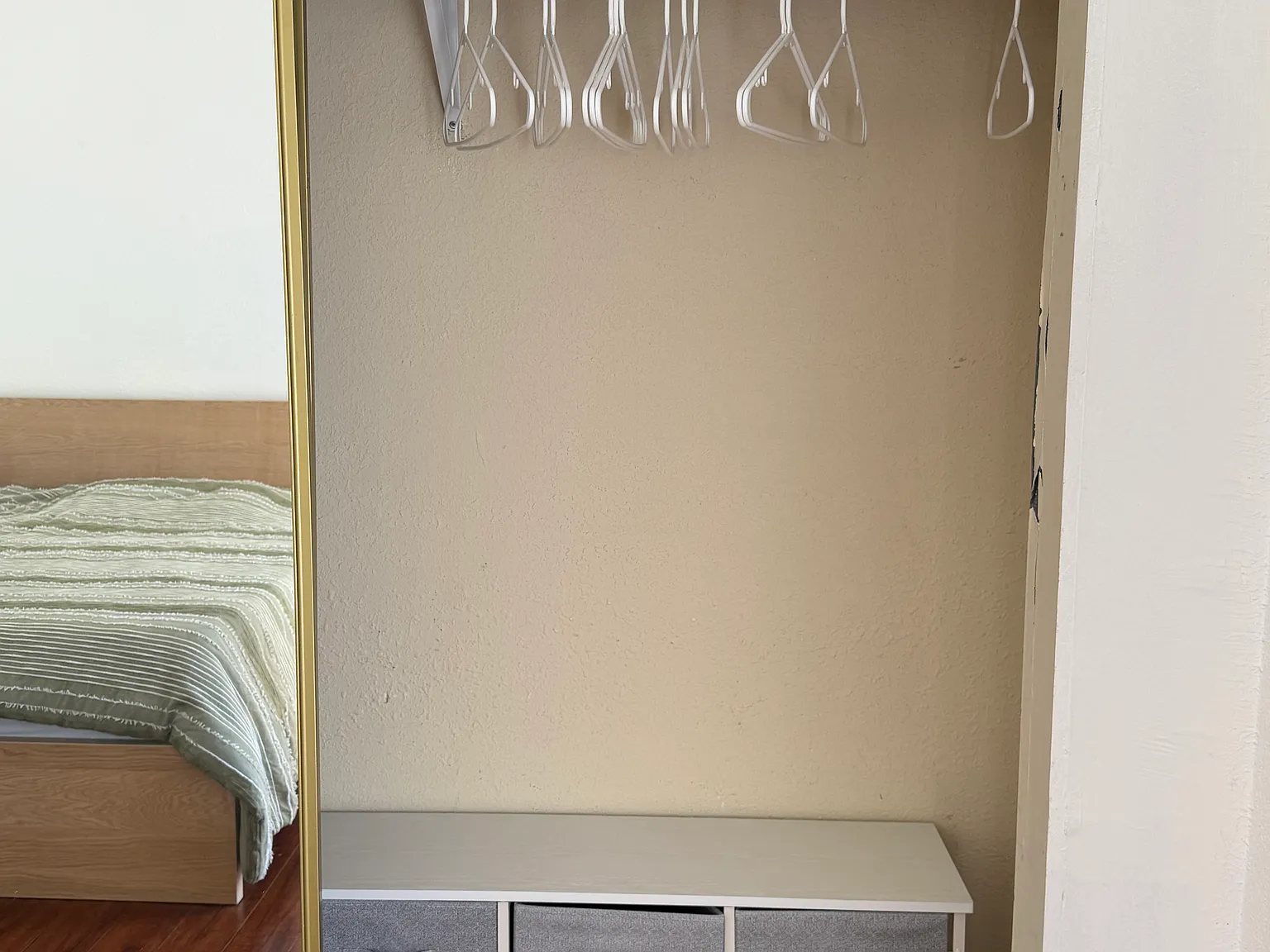 4 bed, 2410 sqft, $1,200 — Photo 4