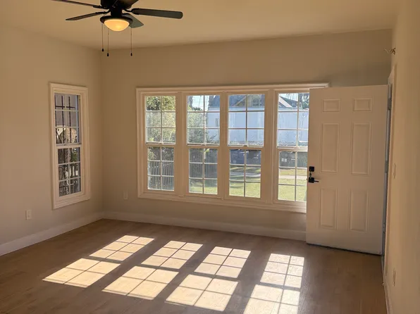 1607 W 49th St, Los Angeles, CA