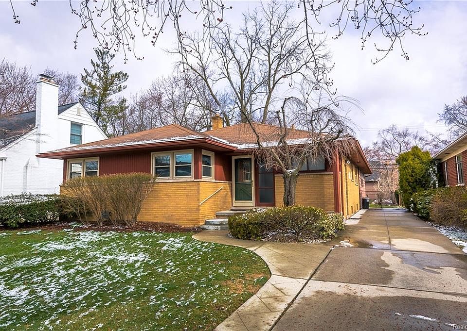 1st image of 10794 Vernon Ave