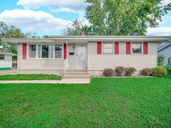 3443 43rd St, Highland, IN 46322