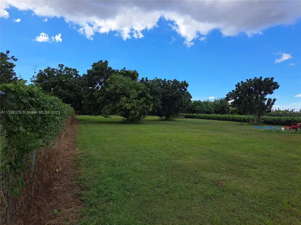 23400 SW 217th Ave, Homestead, FL 33031