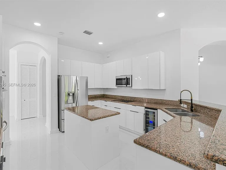 7551 SW 187th St — Photo 13