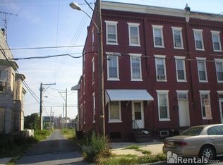 617 Peffer St, Harrisburg, PA 17102
