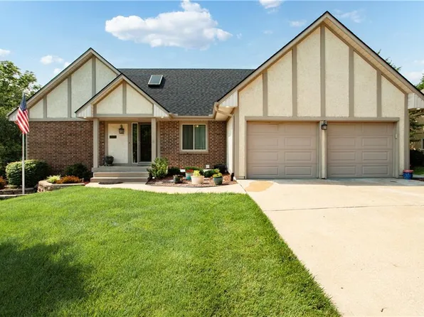 4924 S Tierney Dr, Independence, MO 64055