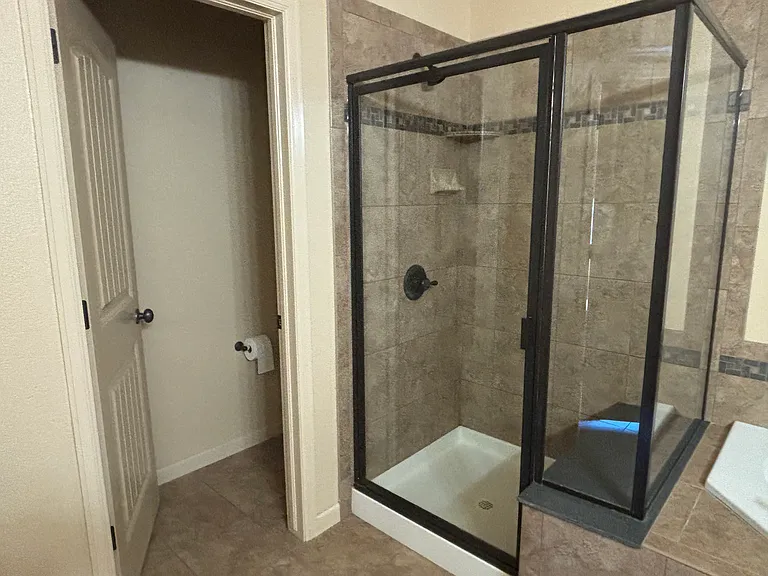 655 Callisto Dr #202 — Photo 8