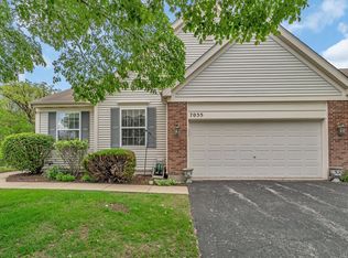 7055 Hidden Green Cir, Fox Lake, IL 60020