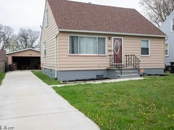 15001 Lotus Dr, Cleveland, OH 44128