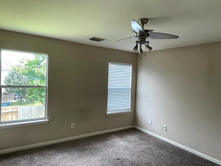29618 Evergreen Hills Dr — Photo 13