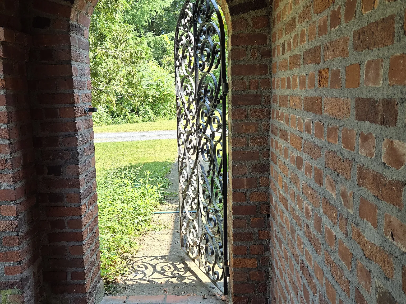 Burt St, Saugerties — Photo 2