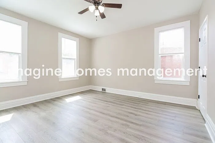 211 57th St #1 — Photo 5