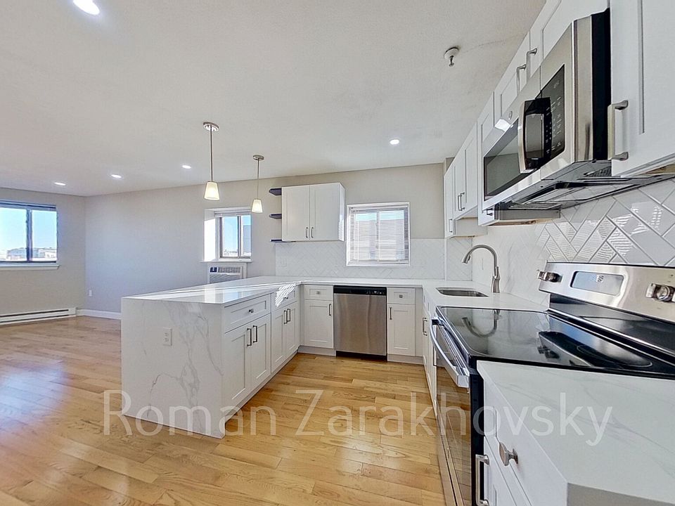 1st image of 1198 Commonwealth Ave #30A