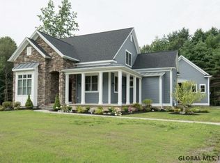 5 Rose Ter, Saratoga Springs, NY 12866