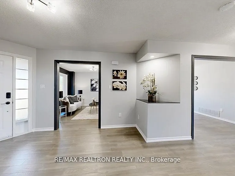 19 Tamarack Trl — Photo 5