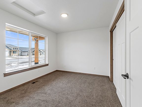 Picture may show options not included in base pricing