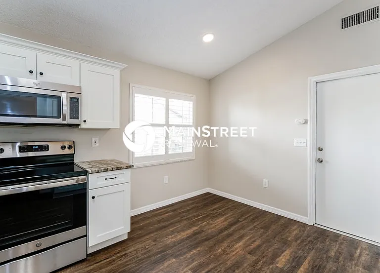 769 Sagewood Dr — Photo 6