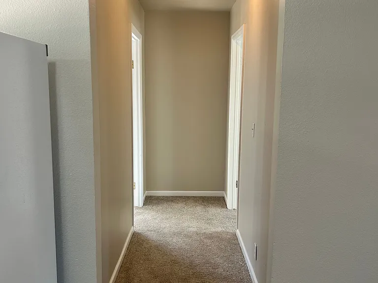 88 Rose Dr — Photo 12