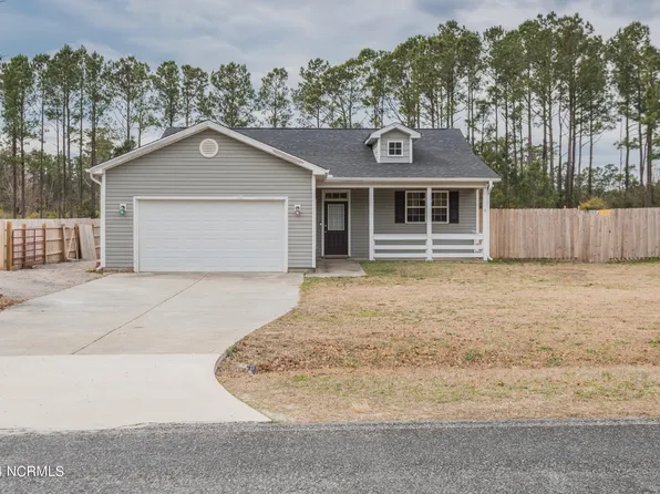 378 Chadwick Acres Road, Sneads Ferry, NC 28460