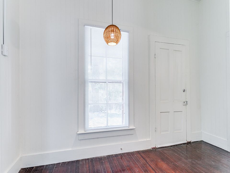 1st image of 207 Wickes St #A