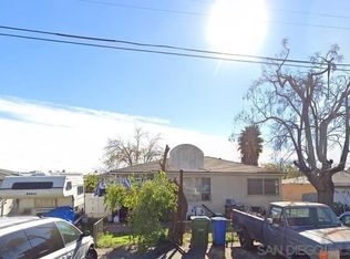 9637 Maccool Ln, Santee, CA 92071