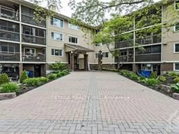 6376 Bilberry Dr N #304, Ottawa, ON K1C 4P6