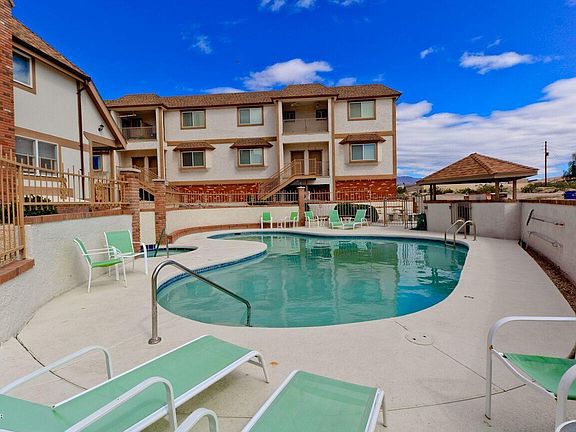 2nd image of 1661 Magnolia Dr APT 3