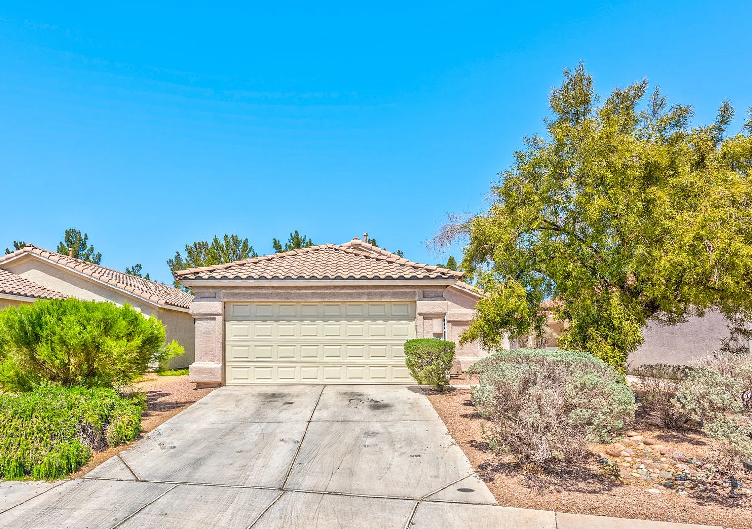 2146 Sunset Vista Avenue, Henderson, Nevada 89052 — Photo 1