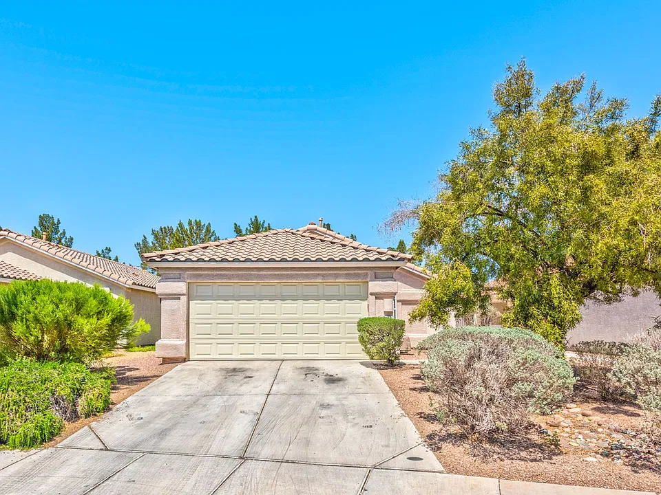 2146 Sunset Vista Ave