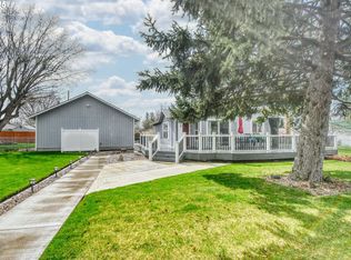 424 E Currant St, Athena, OR 97813