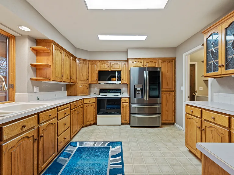 765 N Meaghan Pl — Photo 8