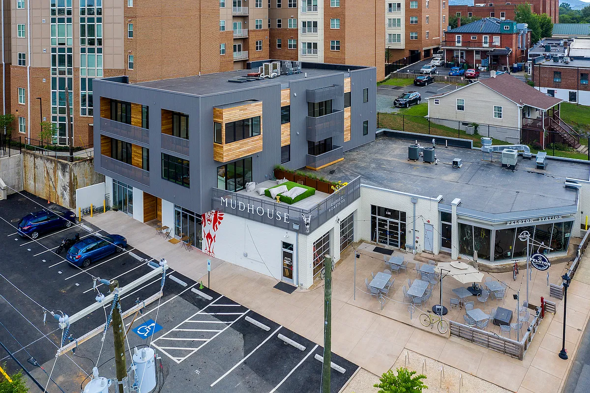 Building Photo - 116 & 134 20th St NW