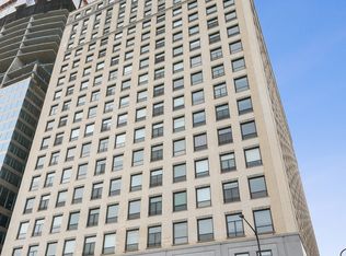 910 S Michigan Ave APT 401, Chicago, IL 60605