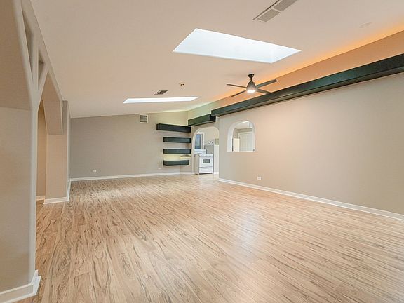 3rd image of 12700 Kedzie Ave #2