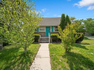 132 Shore Rd, Somers Point, NJ 08244