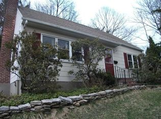 13 Susquehanna Rd, Ossining, NY 10562