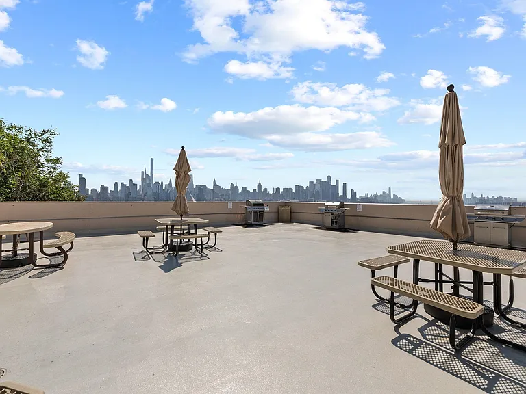 6040 Boulevard East #14F — Photo 26