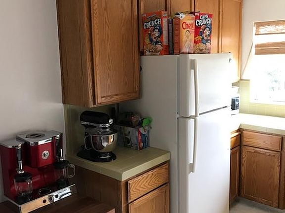 4th image of 7137 Soquel Dr