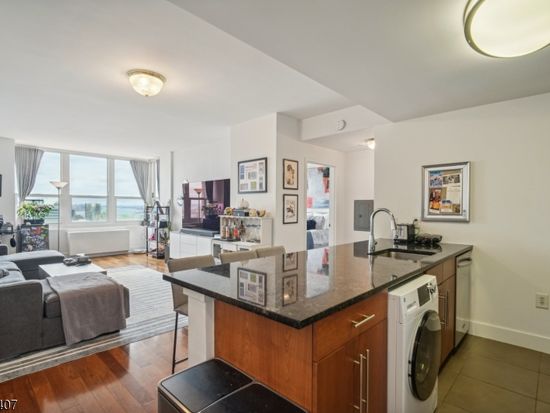 88 Morgan St #4403, Jersey City, NJ 07302