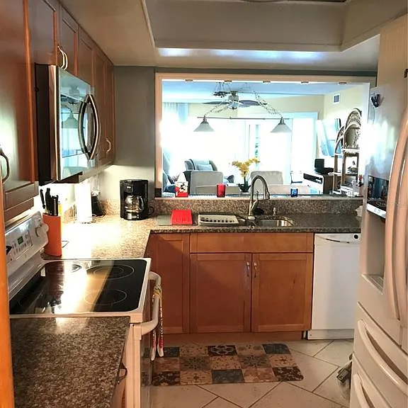 3705 E Bay Dr #103 — Photo 4