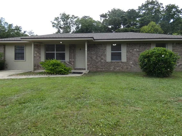 4575 Southern Pl, Pace, FL 32571