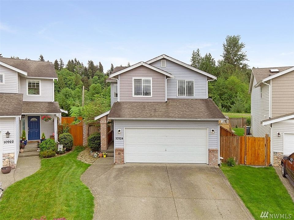 1st image of 10924 185th Ave E
