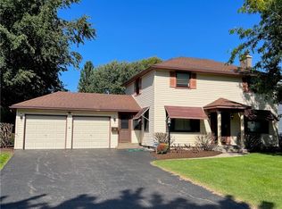 64 Michelle Dr, Rochester, NY 14617