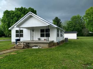 318 S Oak St, Hohenwald, TN 38462