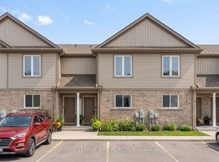 6118 Kelsey Cres #6, Niagara Falls, ON L2H0M6