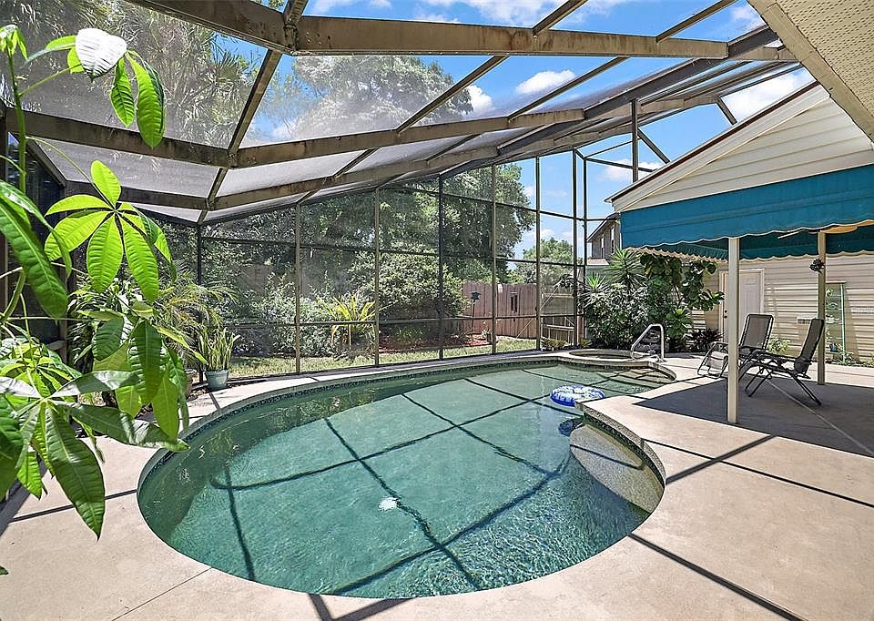 1st image of 14 Hibiscus Ct