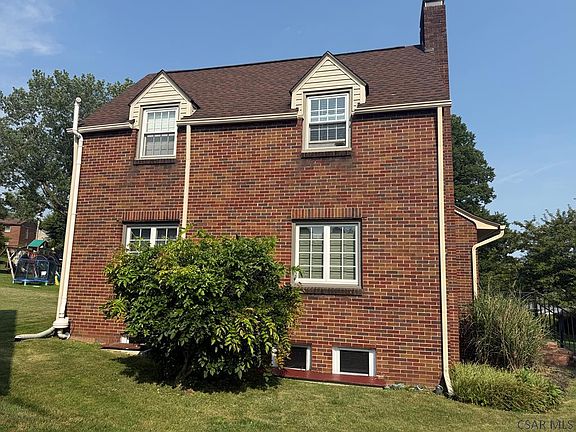3rd image of 314 Orchard St